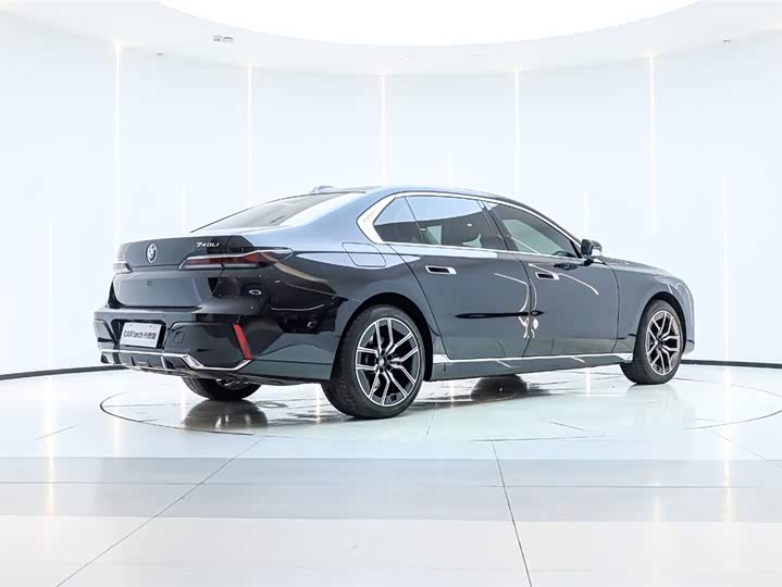 BMW 7 Series 2023 2023款 735Li M运动套装