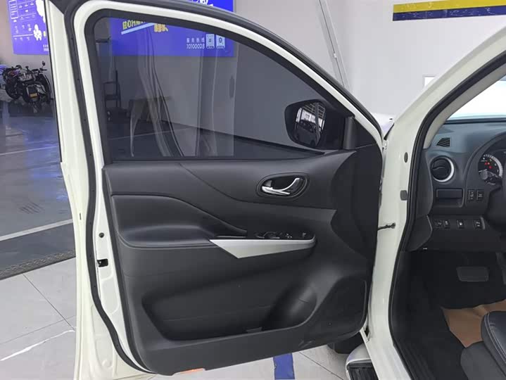 Nissan Terra 2020 2020款 2.5L XL Upper 4WD 自动四驱豪华版