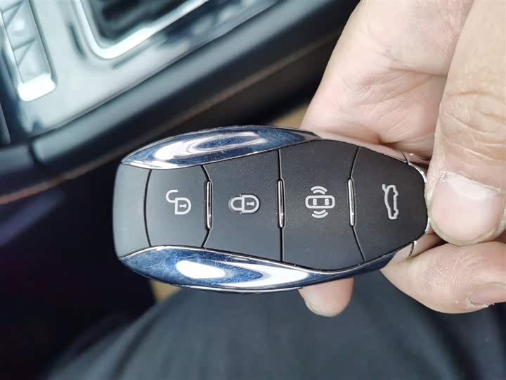 Hongqi H6 2023 2023款 2.0T 致臻版