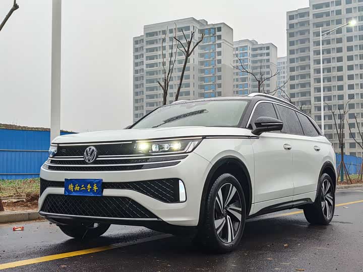 Volkswagen Tavendor 2024 2024款 380TSI 四驱R-Line巡游 众享款