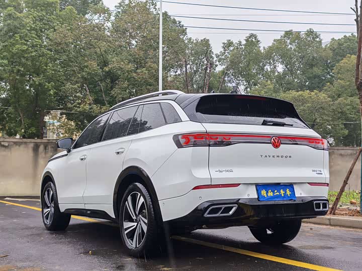 Volkswagen Tavendor 2024 2024款 380TSI 四驱R-Line巡游 众享款