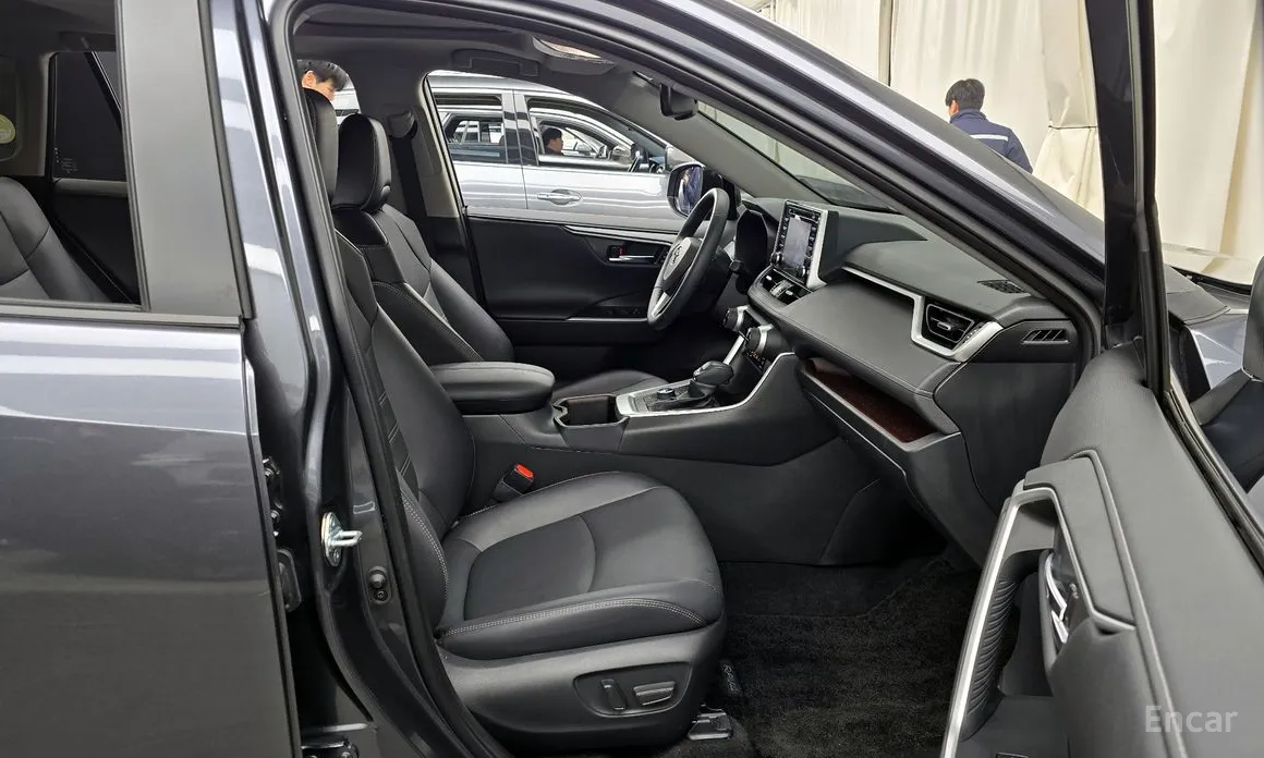 Toyota RAV4 2019 2.5 4WD Hybrid