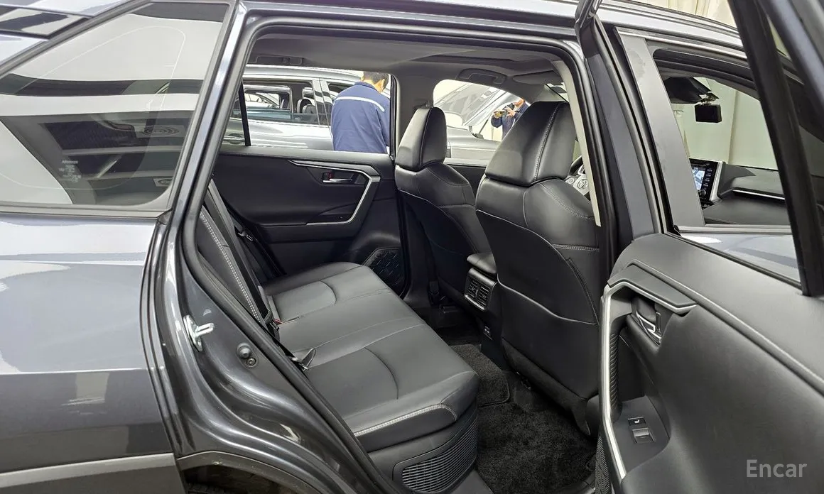 Toyota RAV4 2019 2.5 4WD Hybrid