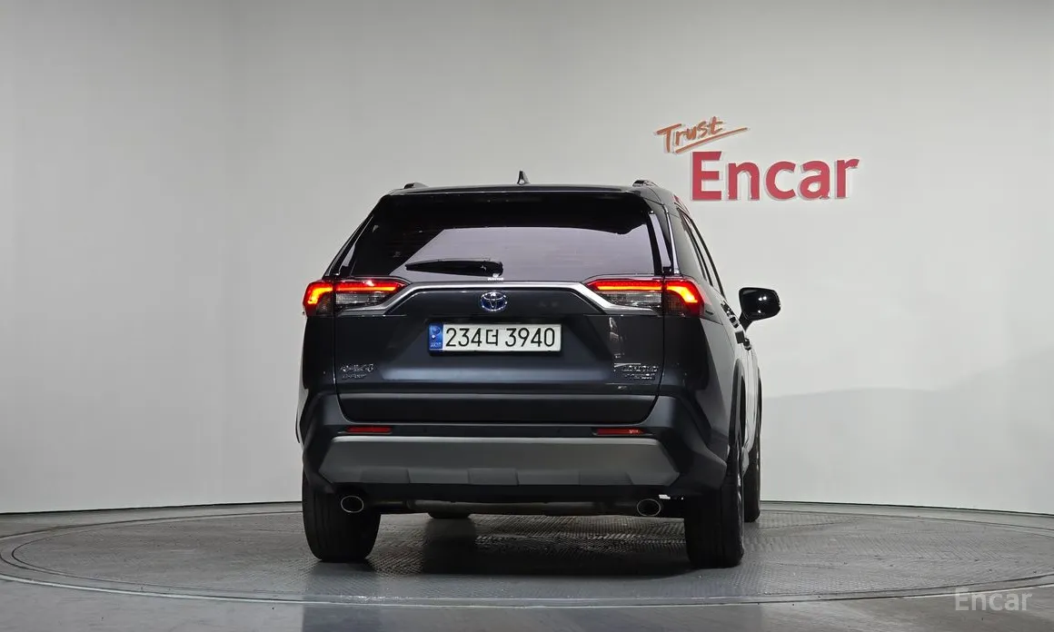 Toyota RAV4 2019 2.5 4WD Hybrid