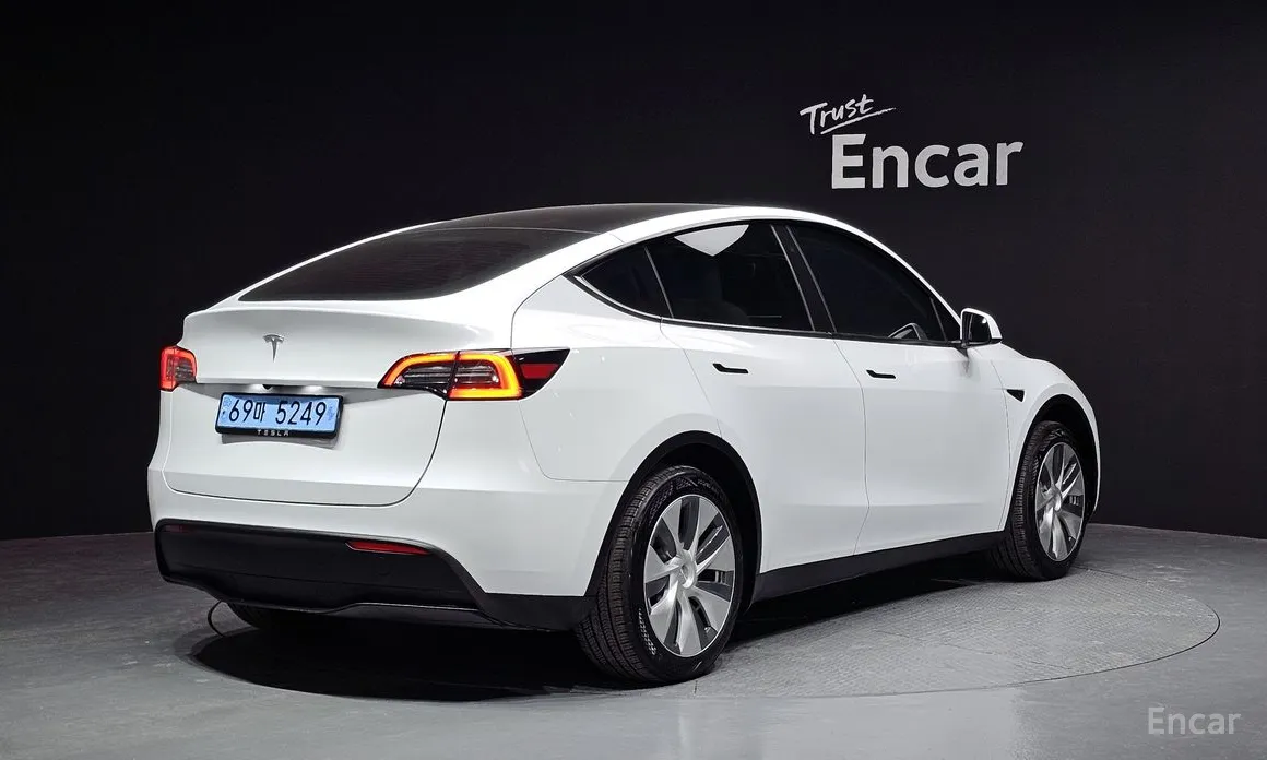 Tesla Model Y 2020 RWD