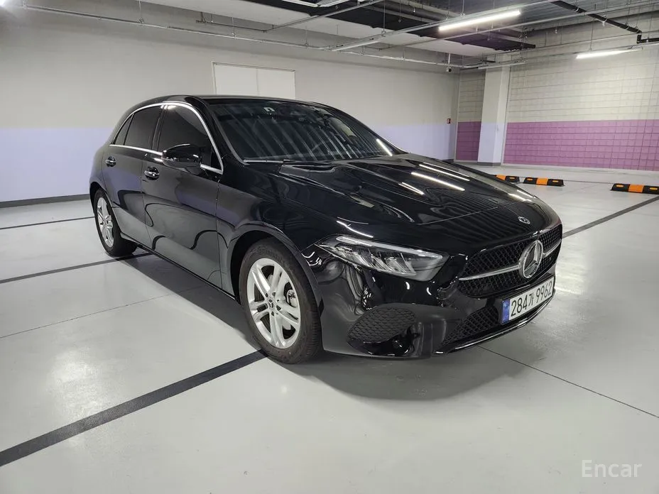 Mercedes-Benz A-Class 2019 A220 Hatchback