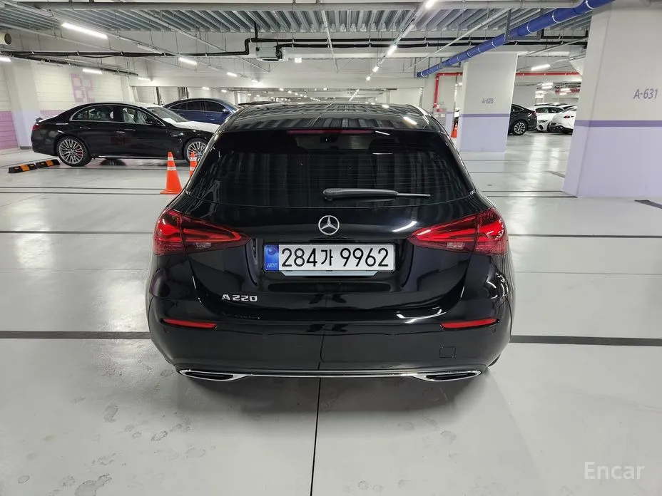 Mercedes-Benz A-Class 2019 A220 Hatchback