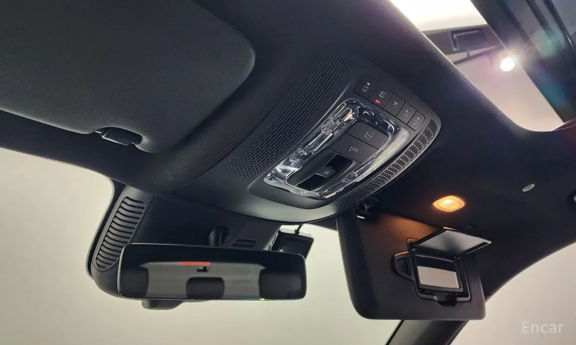 Mercedes-Benz GLB-Class 2020 GLB250 4MATIC