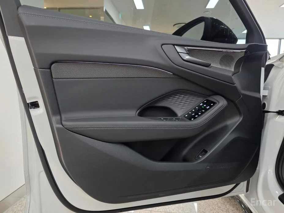 Audi A5 2025 40 TFSI Quattro S Line Black Edition