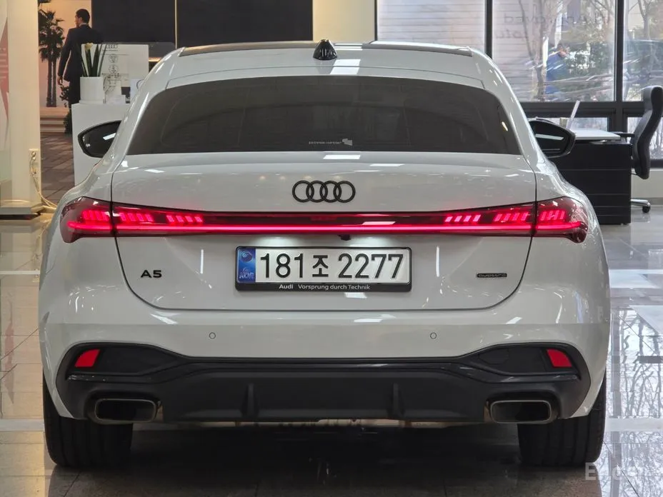 Audi A5 2025 40 TFSI Quattro S Line Black Edition
