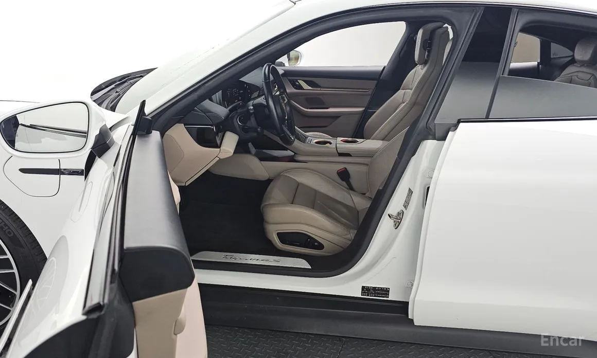 Porsche Taycan 2020 4S