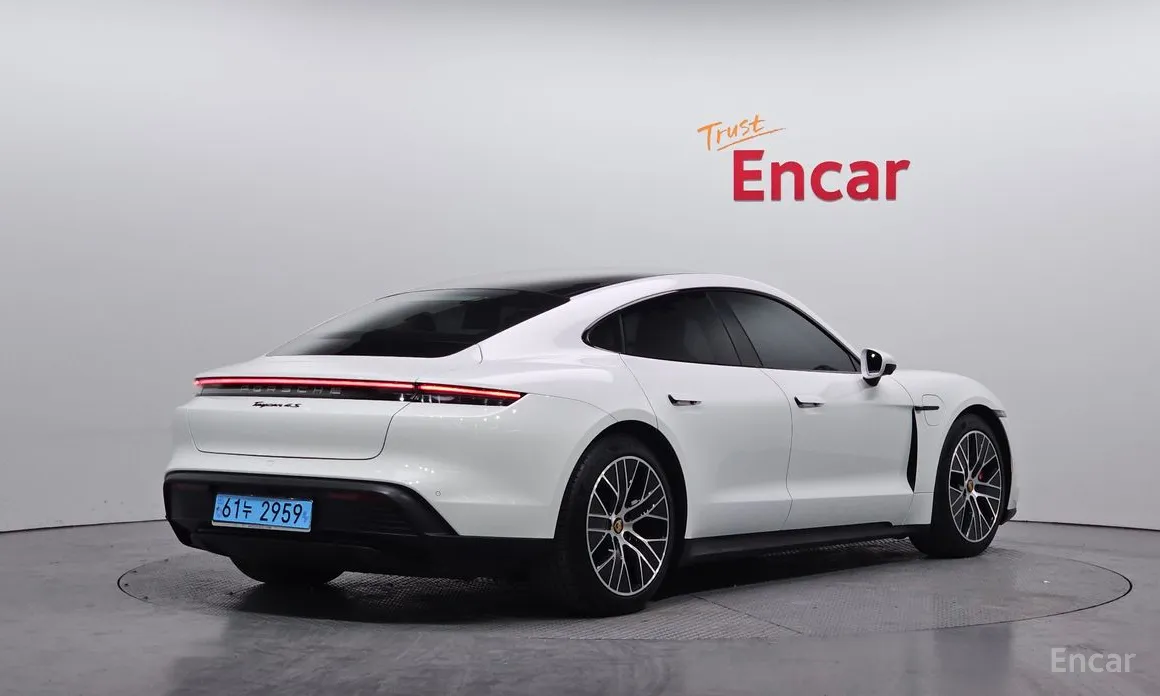 Porsche Taycan 2020 4S