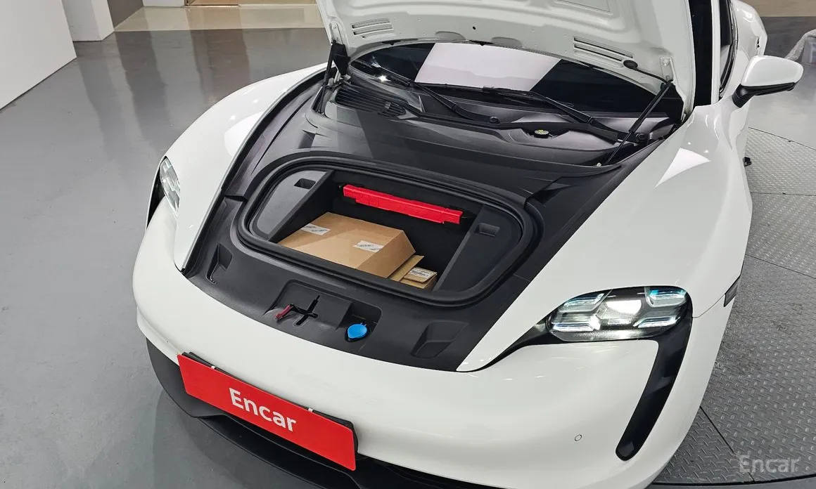 Porsche Taycan 2020 4S