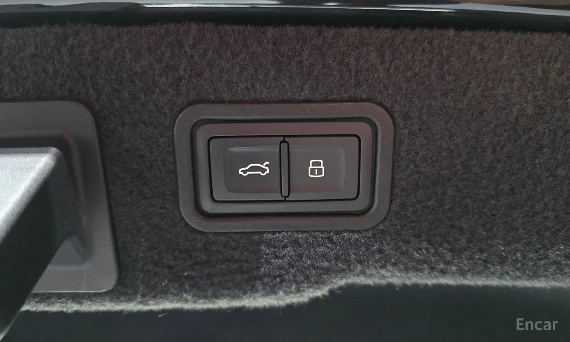 Audi A8 2018 60 TFSI Quattro LWB