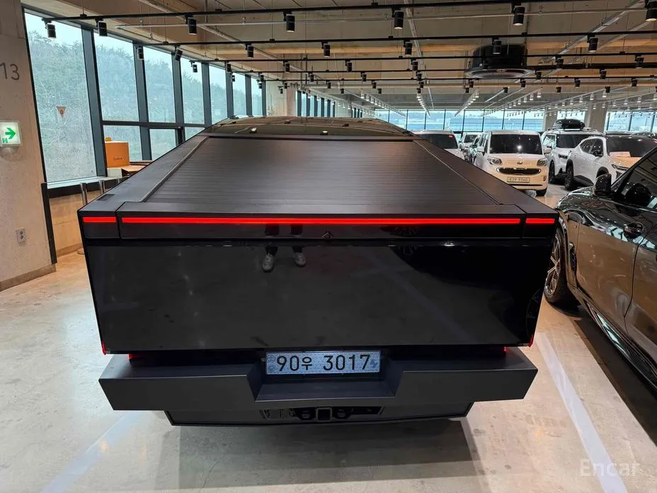 Tesla Cybertruck 2023 AWD