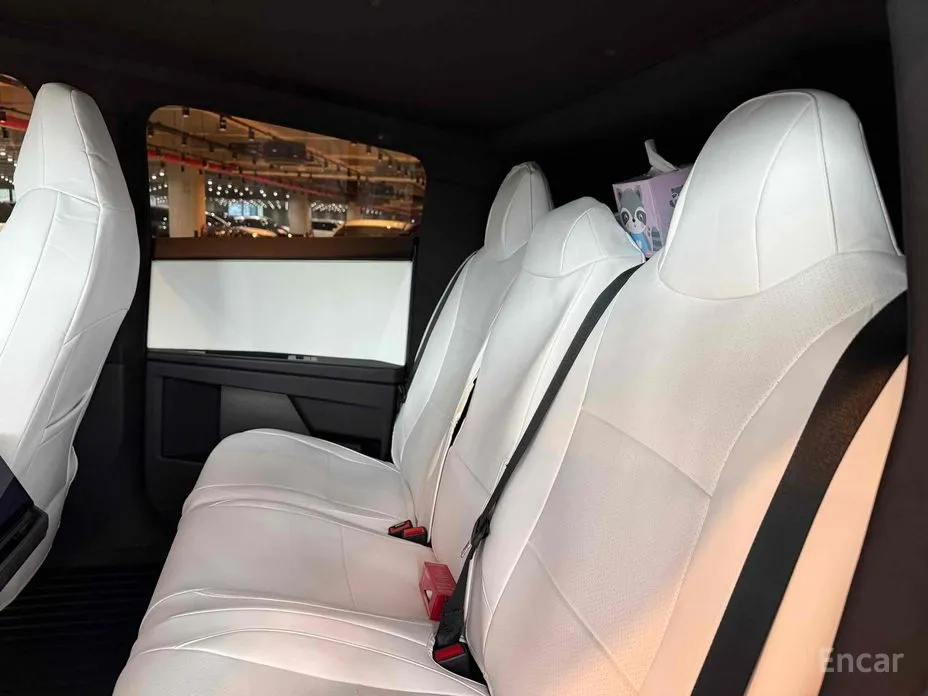 Tesla Cybertruck 2023 AWD