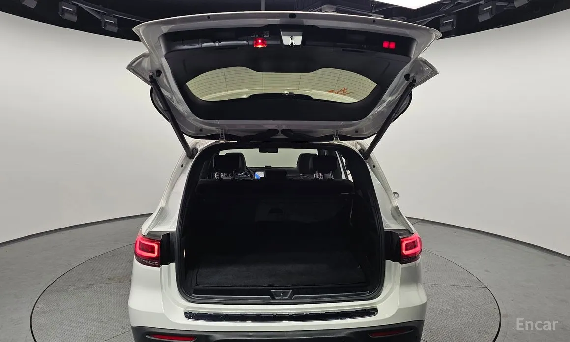 Mercedes-Benz EQB 2022 EQB300 4MATIC Electric Art