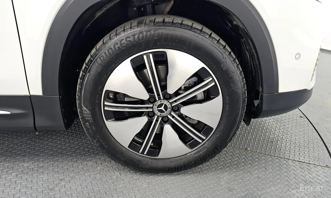 Mercedes-Benz EQB 2022 EQB300 4MATIC Electric Art