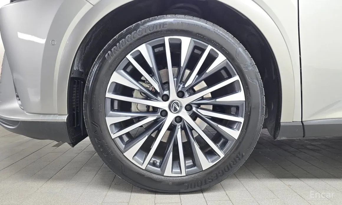 Lexus RX 2023 Luxury