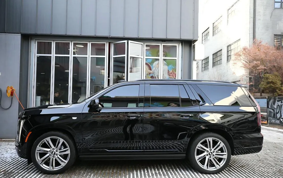 Cadillac Escalade 2021 6.2