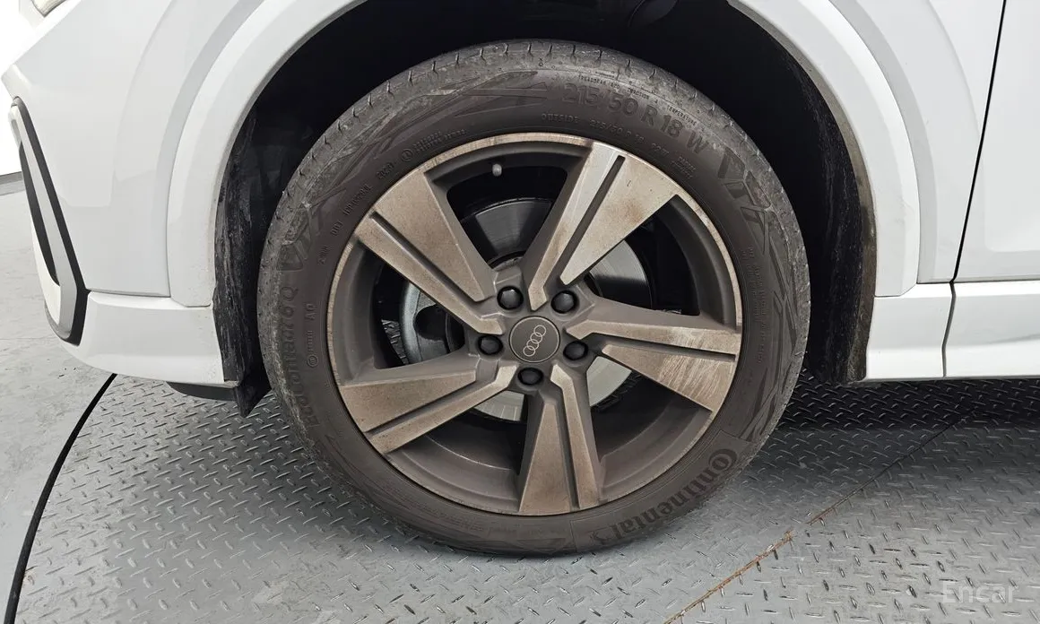 Audi Q2 2017 35 TDI Premium