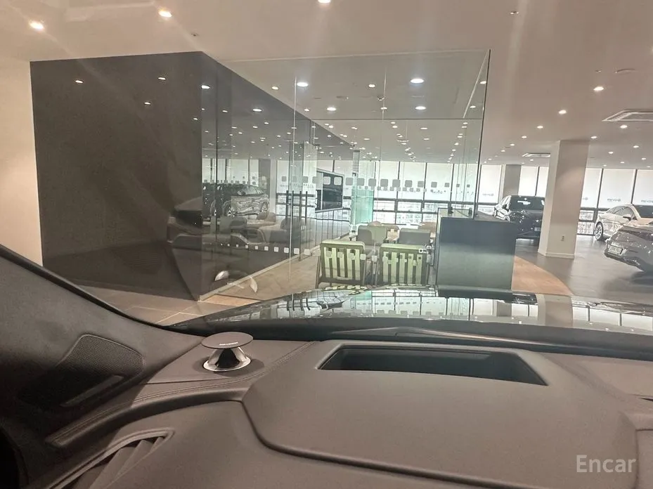 Audi SQ7 2023 4.0 TFSI Quattro