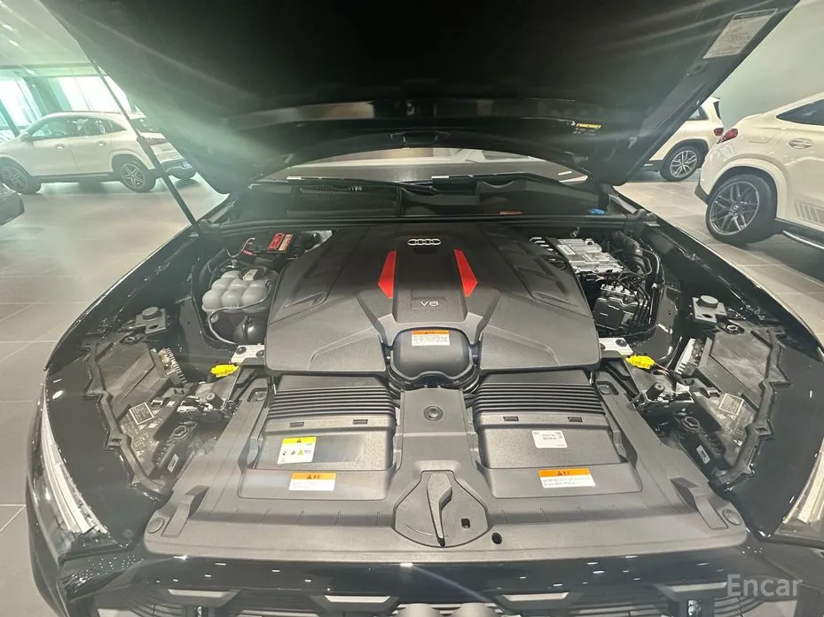 Audi SQ7 2023 4.0 TFSI Quattro