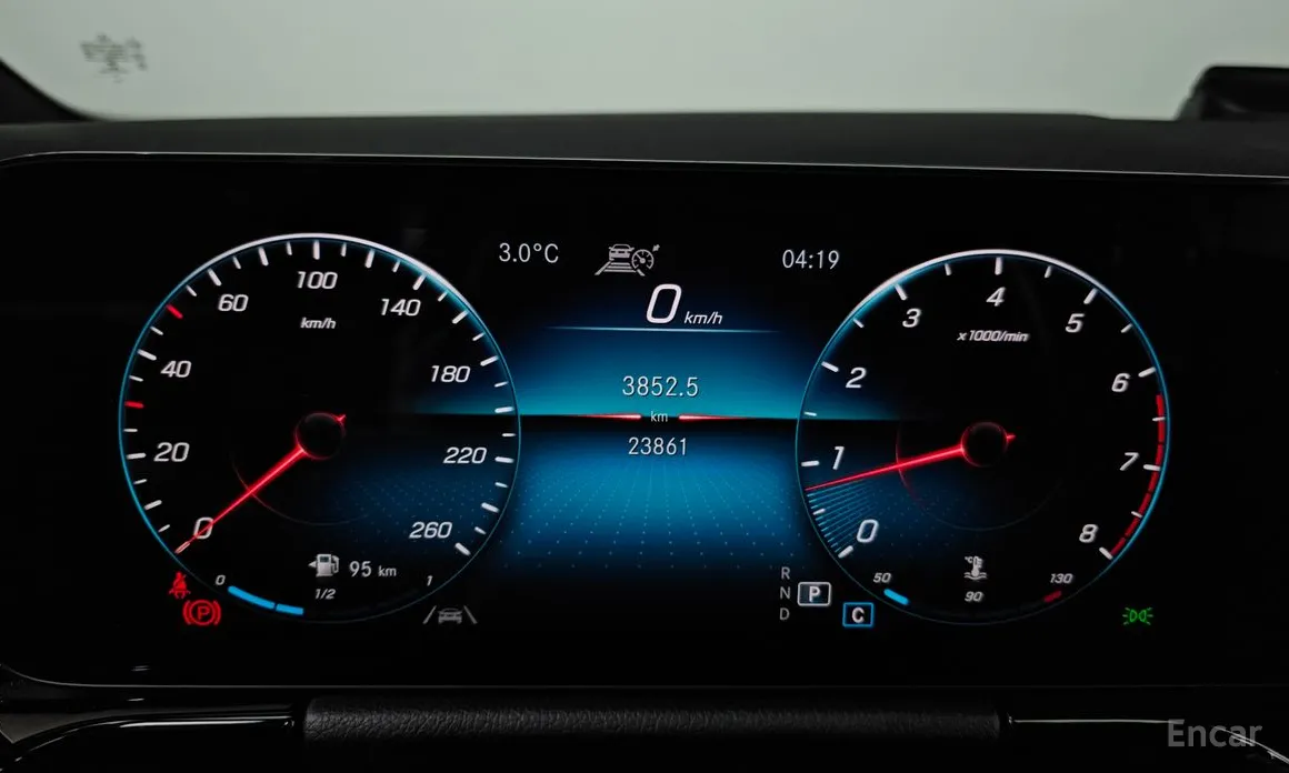 Mercedes-Benz GLA-Class 2020 GLA220