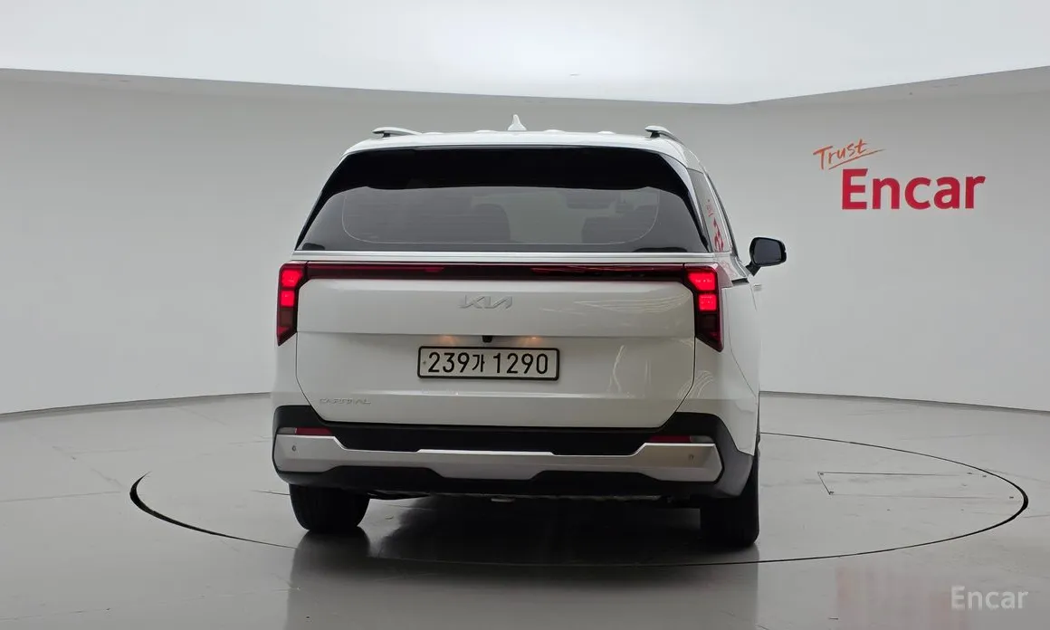 Kia Carnival 2023 9-Seater Prestige