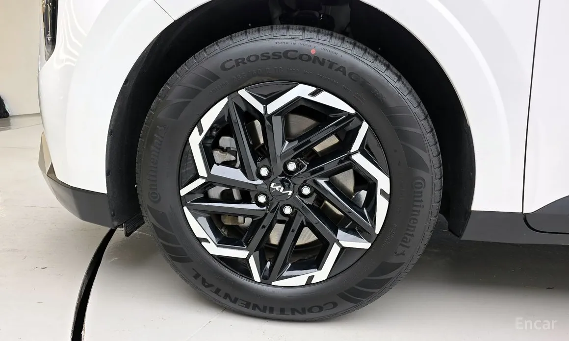 Kia Carnival 2023 9-Seater Prestige