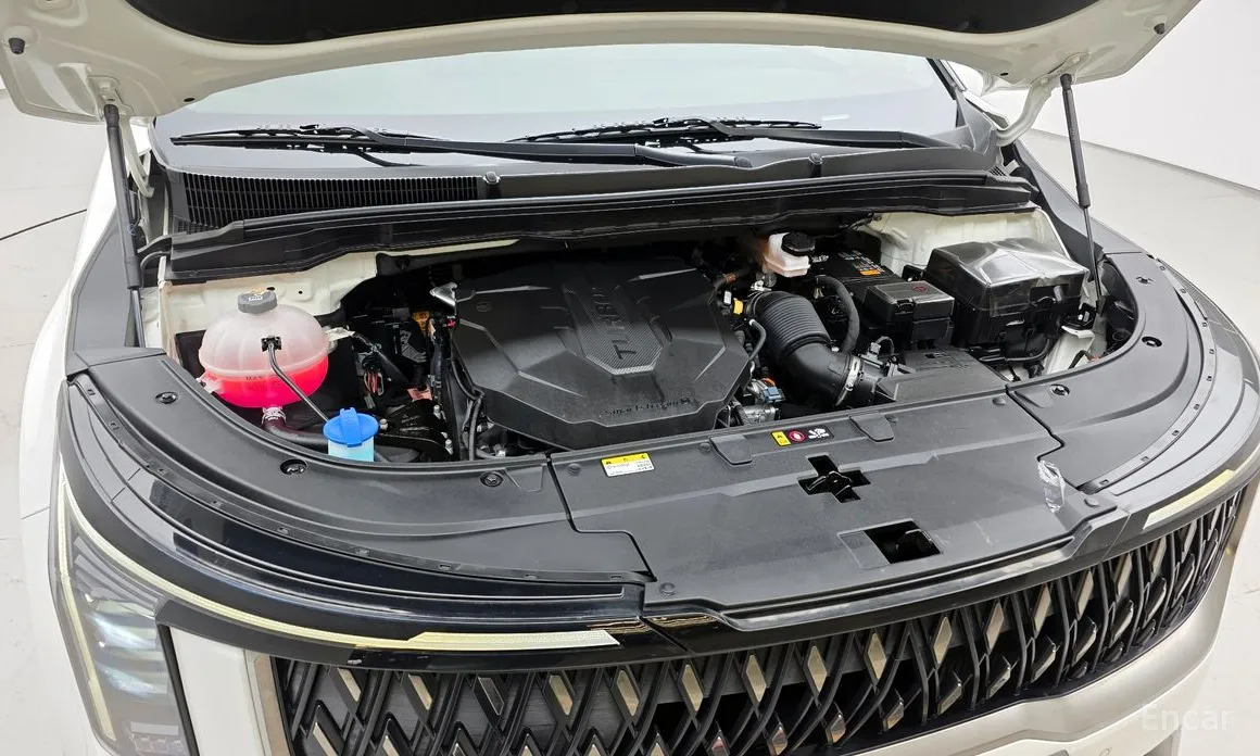 Kia Carnival 2023 9-Seater Prestige