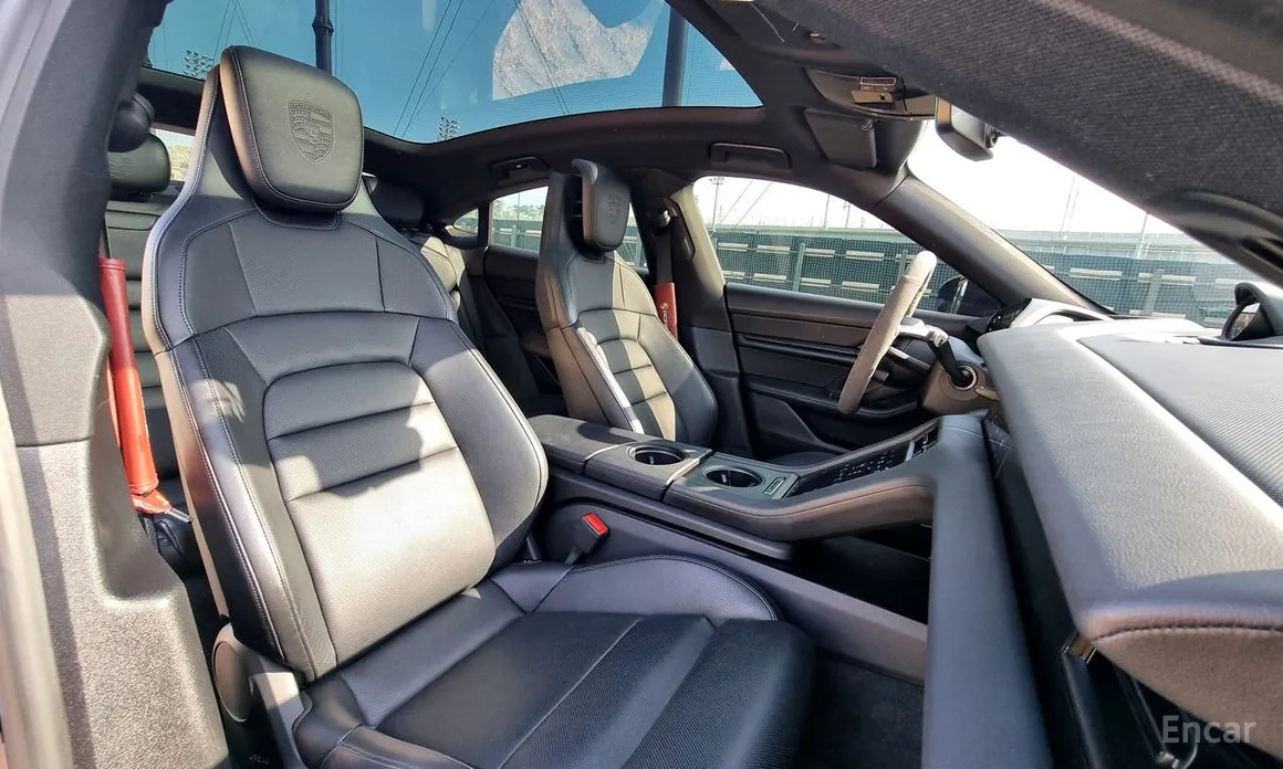 Porsche Taycan 2020 4S