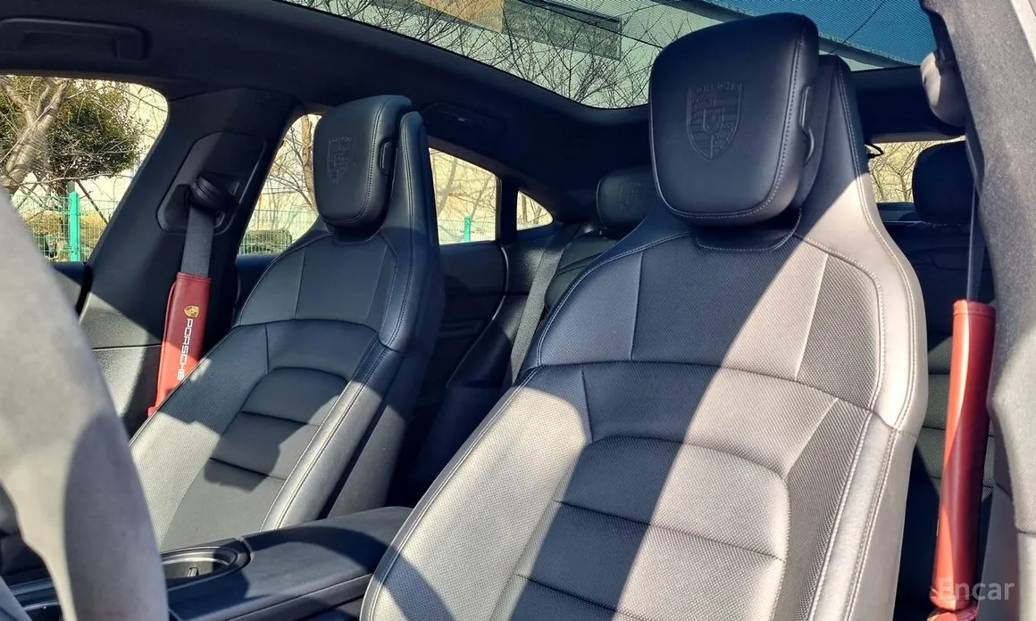 Porsche Taycan 2020 4S