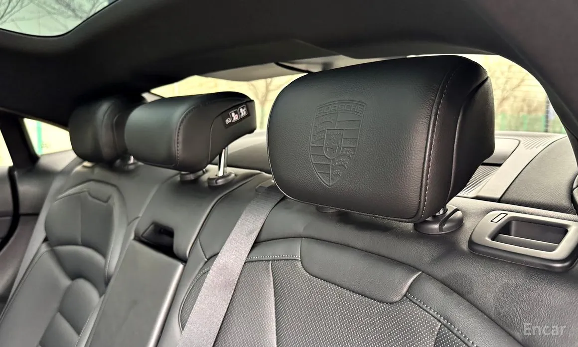 Porsche Taycan 2020 4S