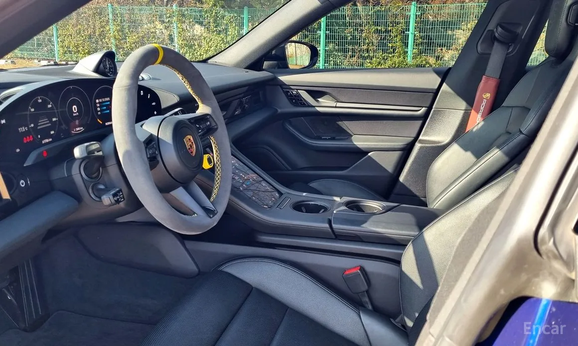 Porsche Taycan 2020 4S