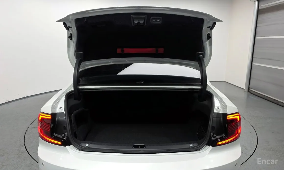 Volvo S90 2016 B6 AWD Ultimate Bright