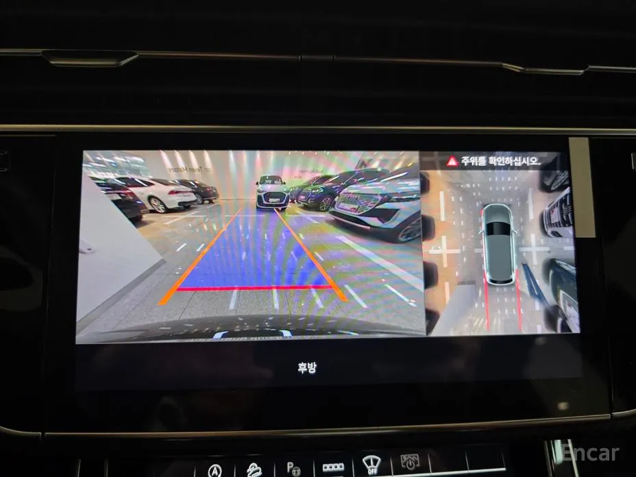 Audi SQ7 2023 4.0 TFSI Quattro