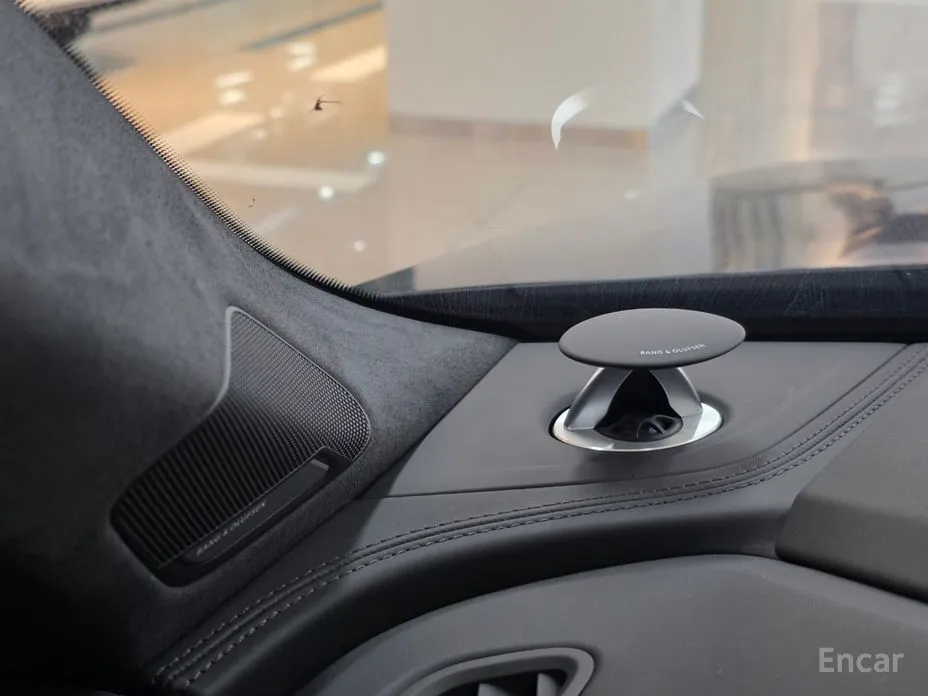 Audi SQ7 2023 4.0 TFSI Quattro