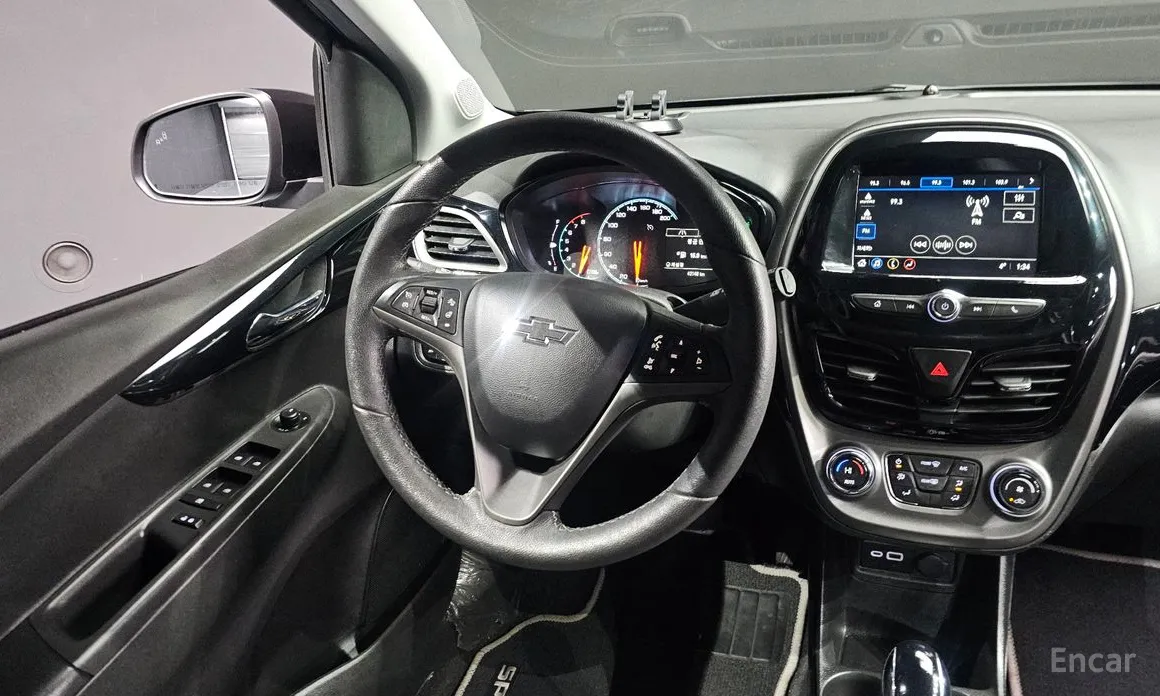 Chevrolet Spark 2018 Red Pick Edition