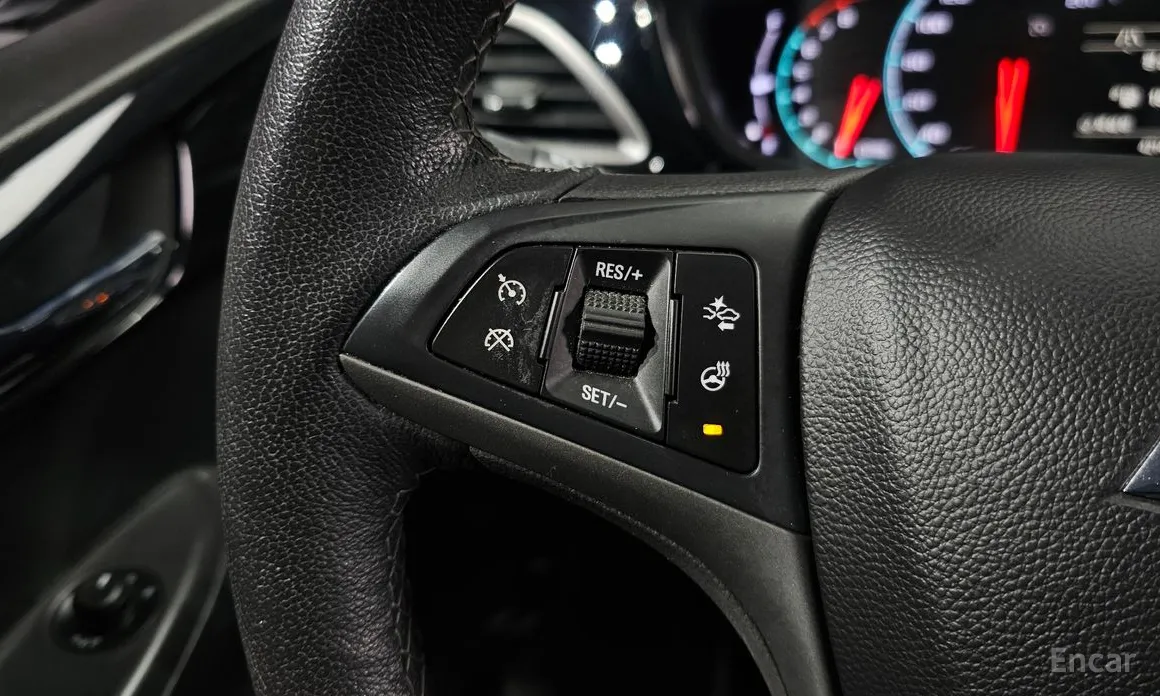 Chevrolet Spark 2018 Red Pick Edition