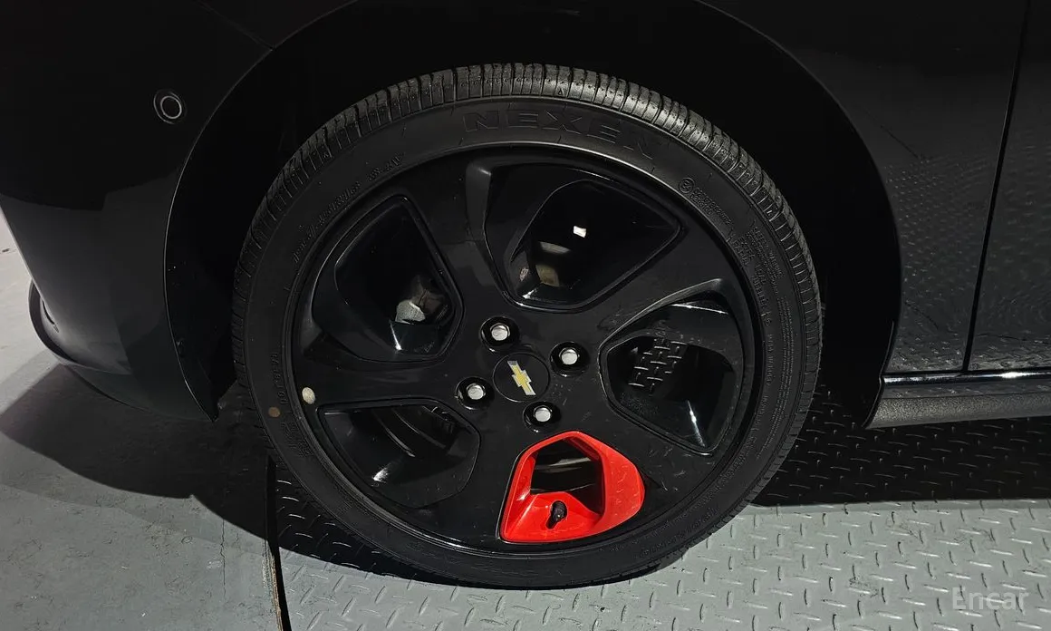 Chevrolet Spark 2018 Red Pick Edition