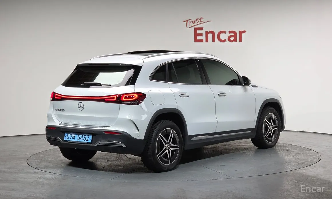 Mercedes-Benz EQA 2021 EQA250 AMG Package Plus