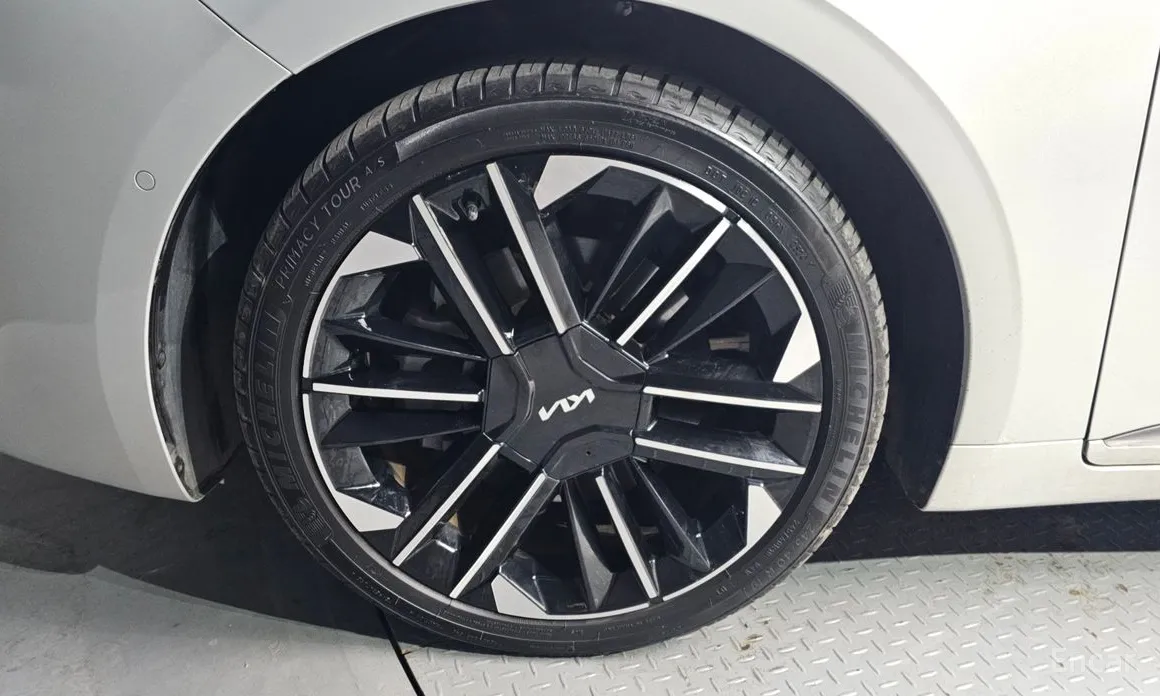 Kia K8 2024 2.5 Gasoline 2WD