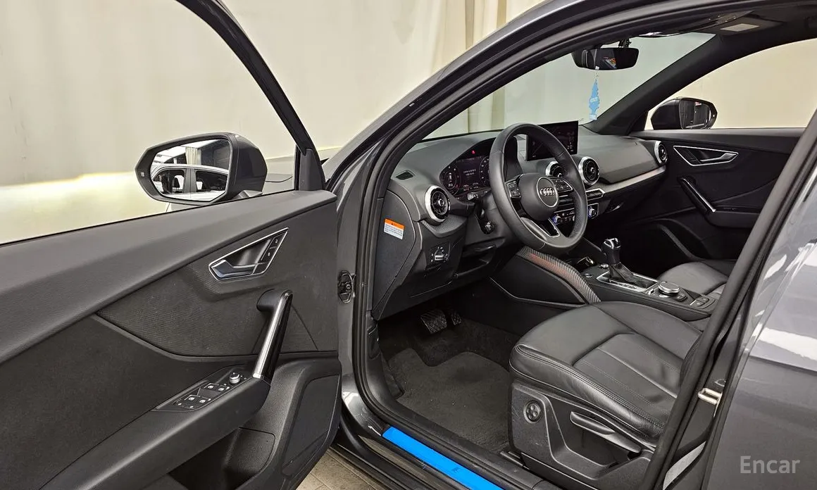 Audi Q2 2017 35 TDI Premium