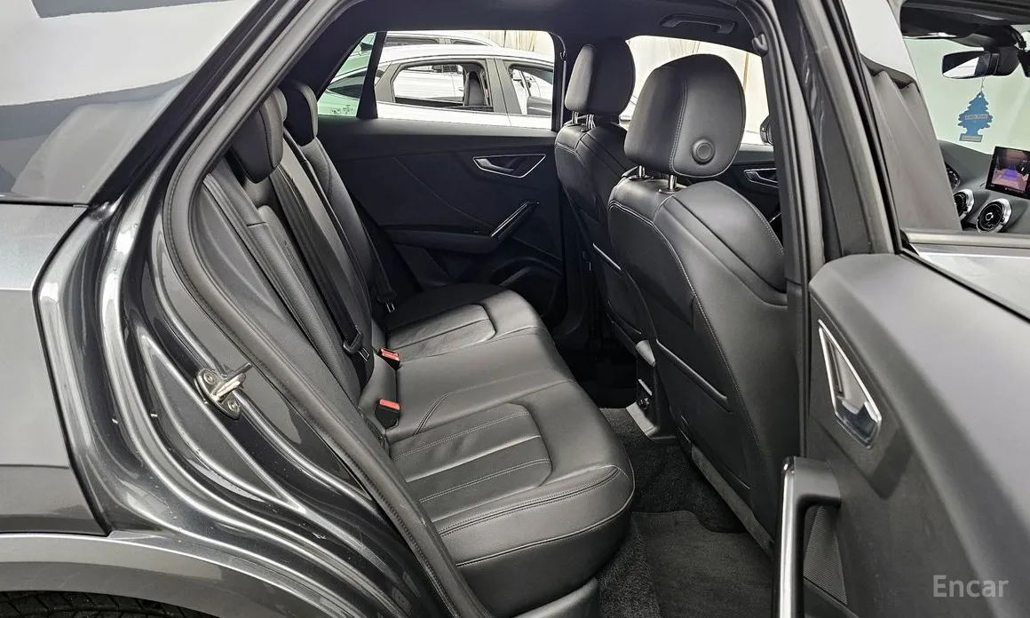 Audi Q2 2017 35 TDI Premium