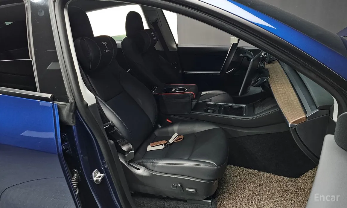 Tesla Model Y 2020 Performance