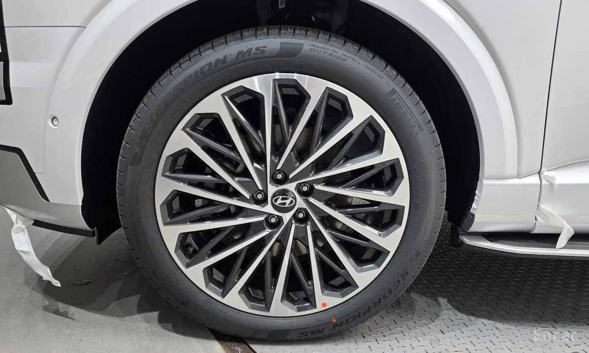 Hyundai Palisade 2025 Gasoline 2.5T 4WD 7-Seater