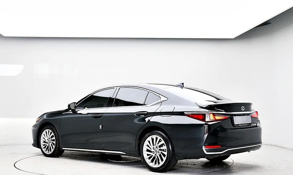 Lexus ES 2018 Executive