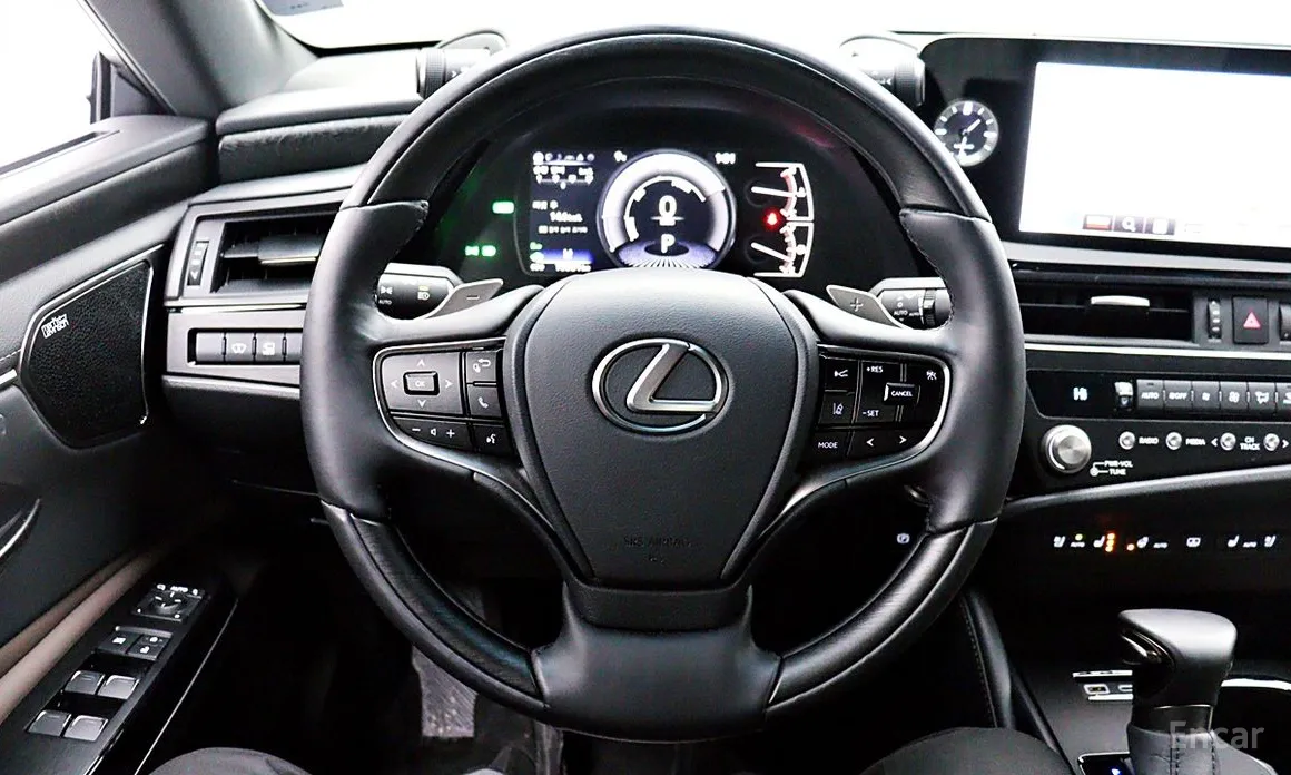 Lexus ES 2018 Executive
