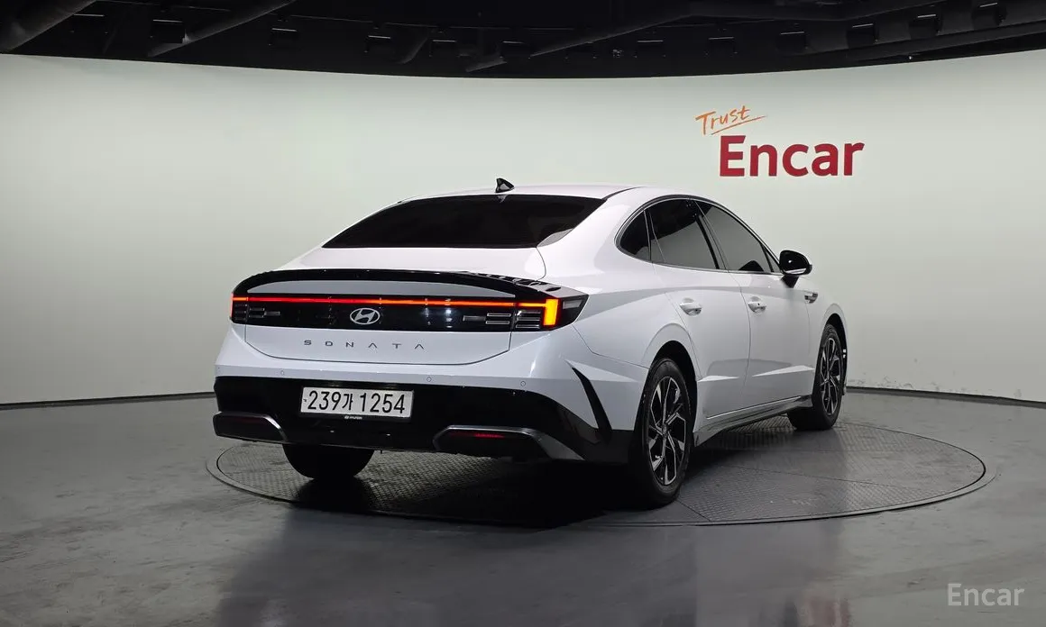 Hyundai Sonata 2023 2.0